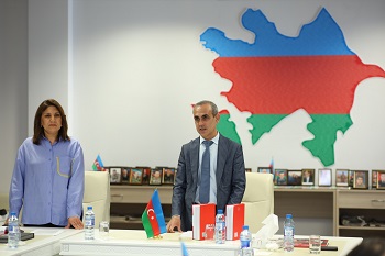 "MEK-də “Azərbaycanın Mil-Qarabağ bölgəsinin ilk tunc dövrü maddi mədəniyyəti” adlı kitabının təqdimatı keçirilib"