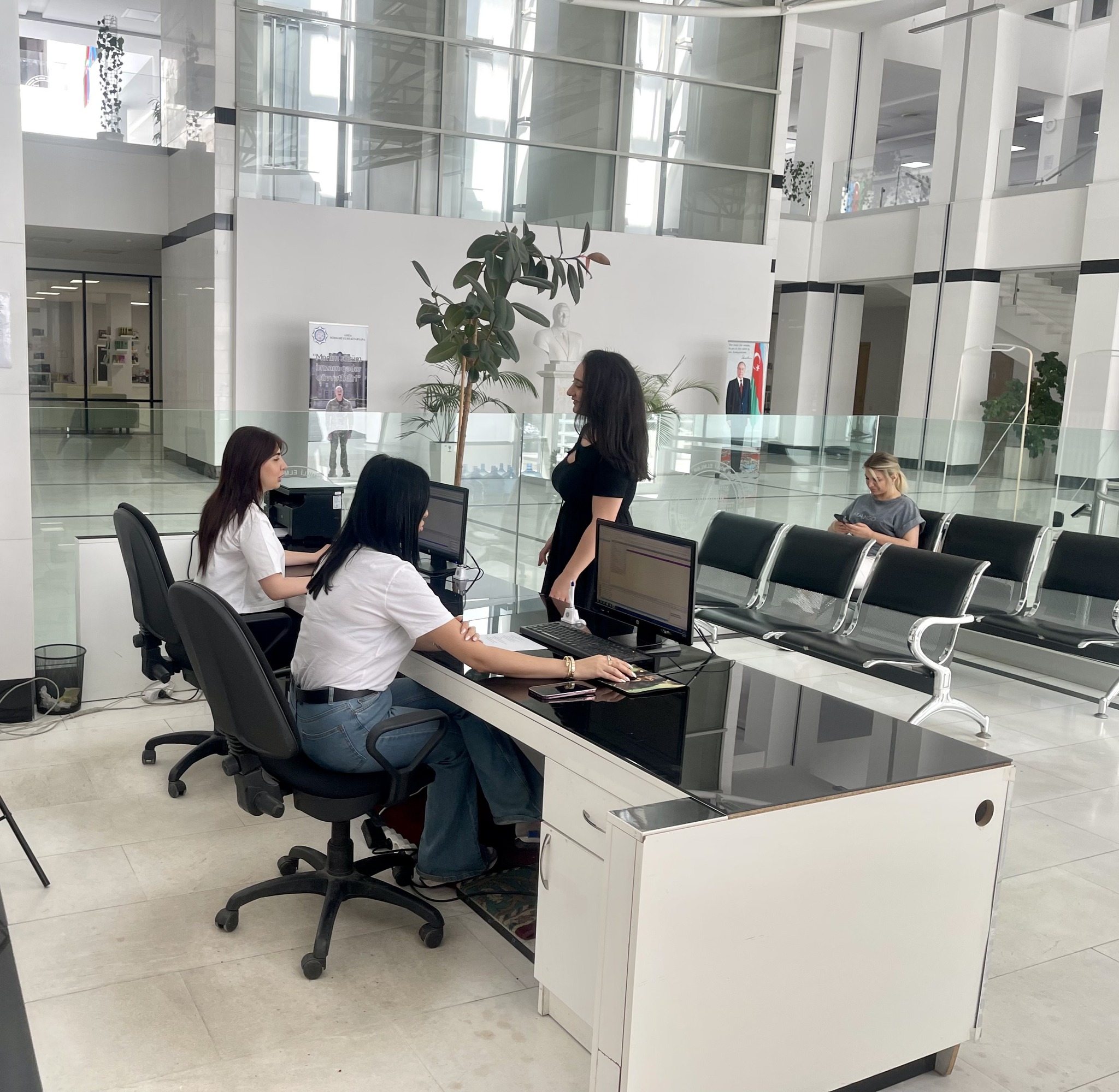 "MEK-də “Açıq qapı” günləri keçirilib"