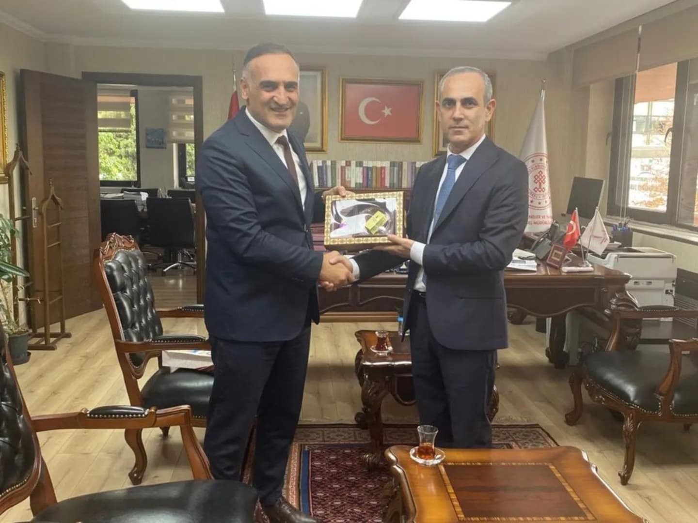 Türkiyədə, sosial şəbəkələrdə AMEA-nın Mərkəzi Elmi Kitabxanası ilə bağlı paylaşım edilib.