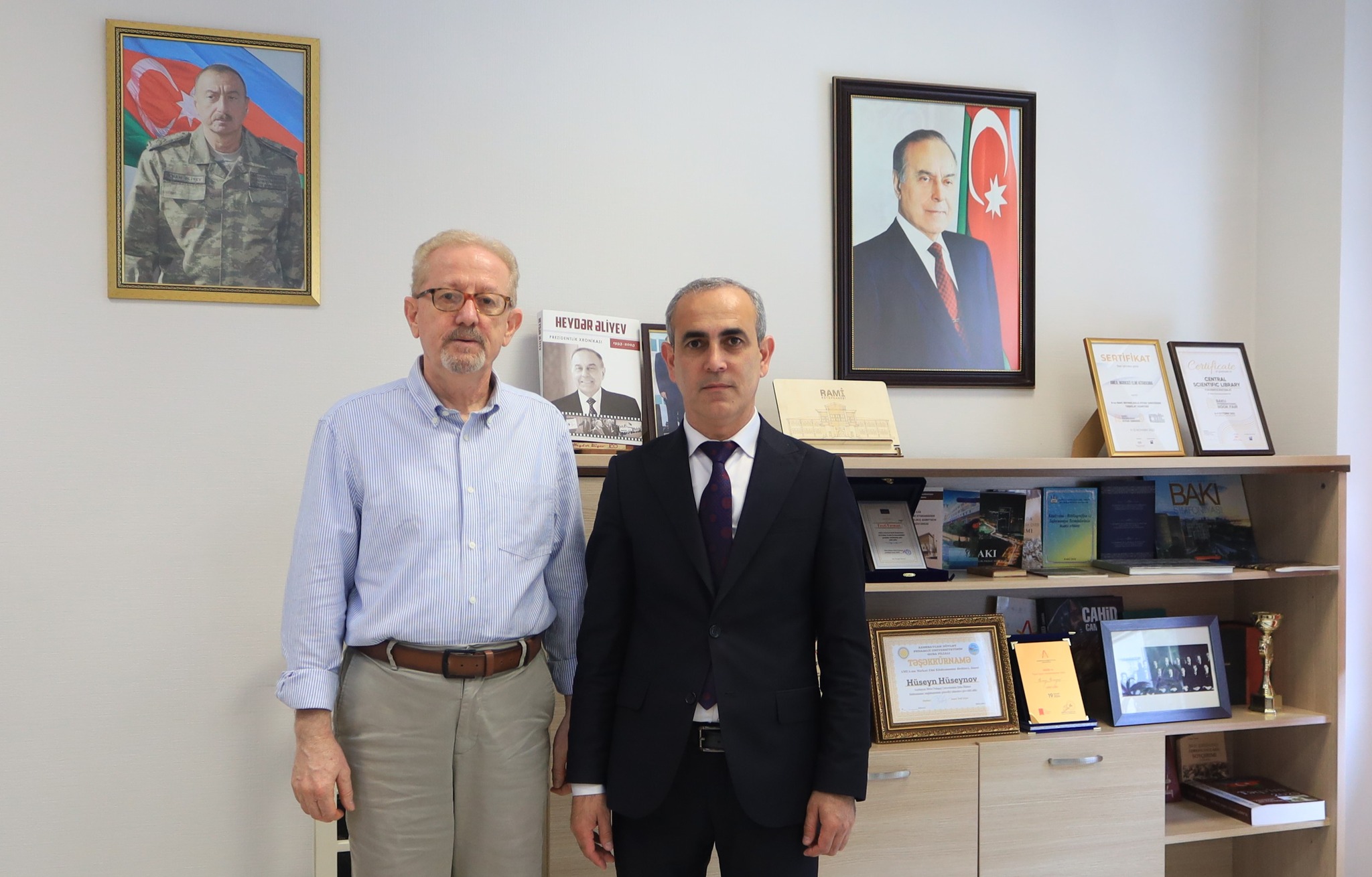 Hacettepe Universitetinin professoru MEK-də olub