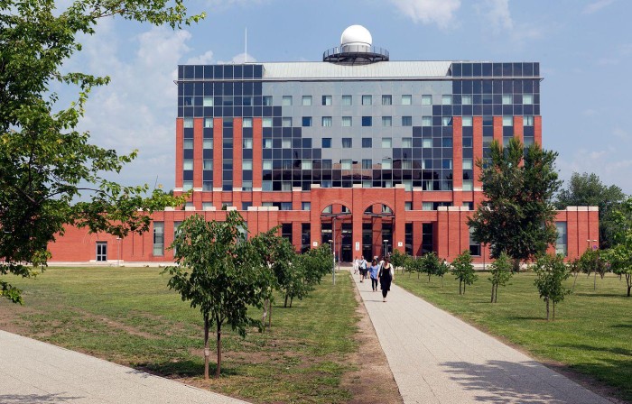 "AMEA-nın Mərkəzi Elmi Kitabxanası ilə Macarıstanın ELTE Universiteti arasında əməkdaşlıq müqaviləsi imzalanıb"