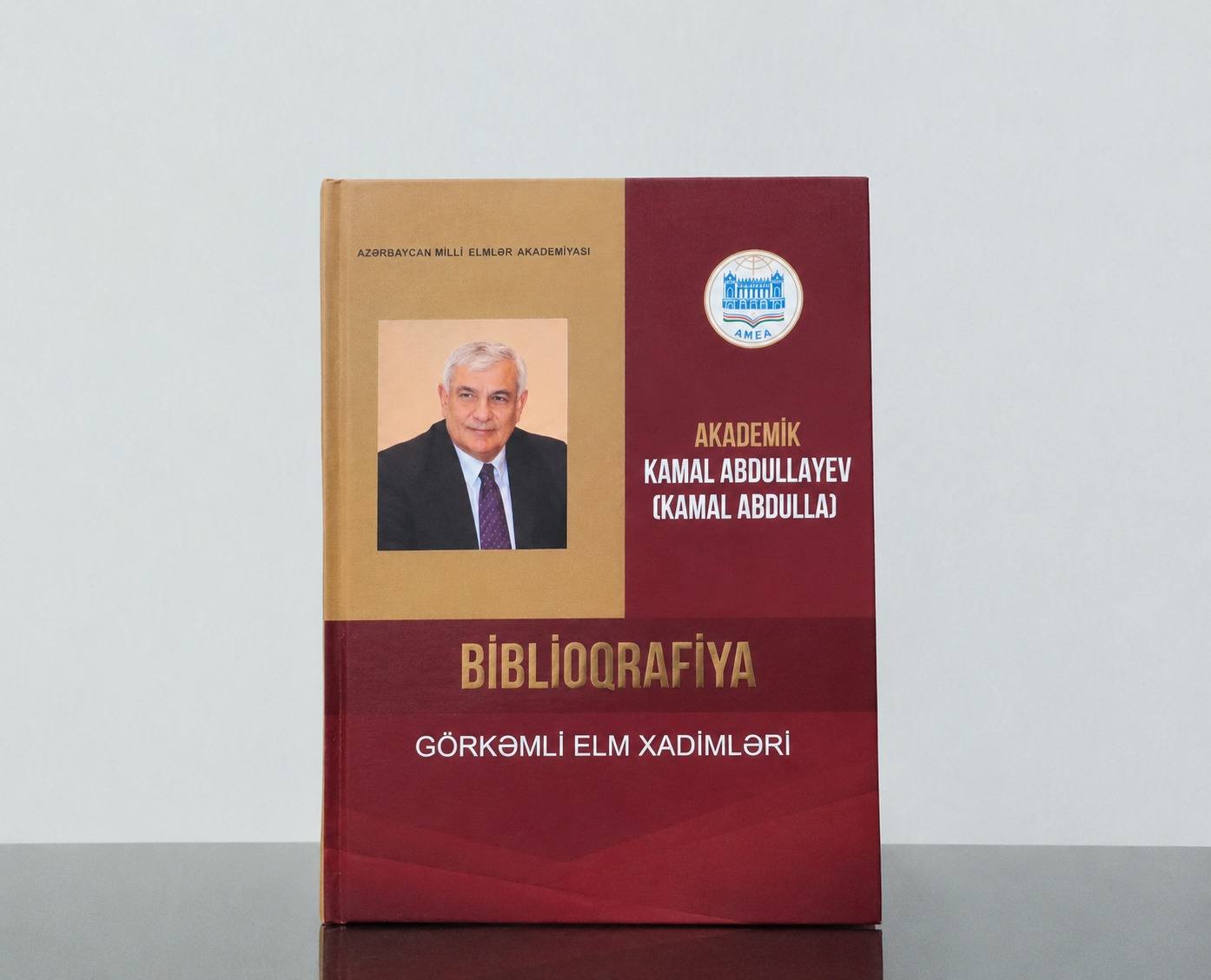 MEK tərəfindən akademik Kamal Abdullanın həyat və fəaliyyətini əks etdirən biblioqrafik göstərici hazırlanıb